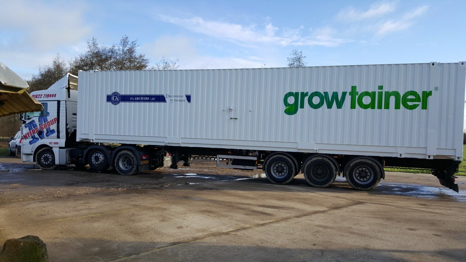 Growtainer truck